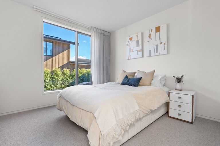 Photo of property in 7 Tuke Lane, Wanaka, 9305