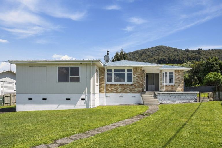 Photo of property in 1 Leslie Avenue, Western Heights, Rotorua, 3015