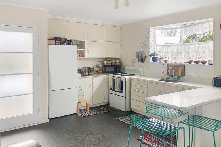 Photo of property in 76a Wise Street, Wainuiomata, Lower Hutt, 5014