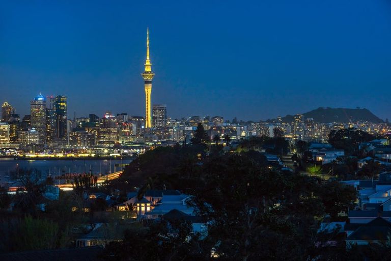 Photo of property in 6/6 Bruce Street, Northcote Point, Auckland, 0627