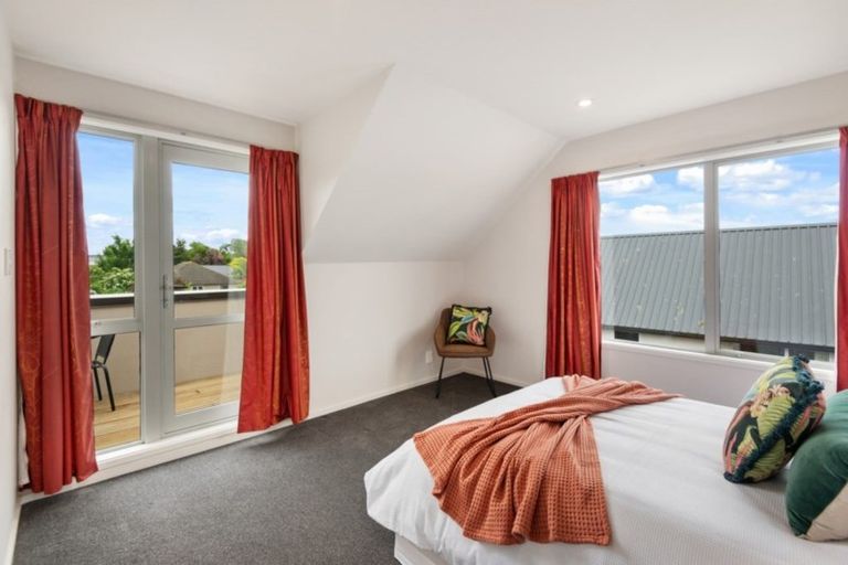 Photo of property in 7 Goodall Place, Redwood, Christchurch, 8051