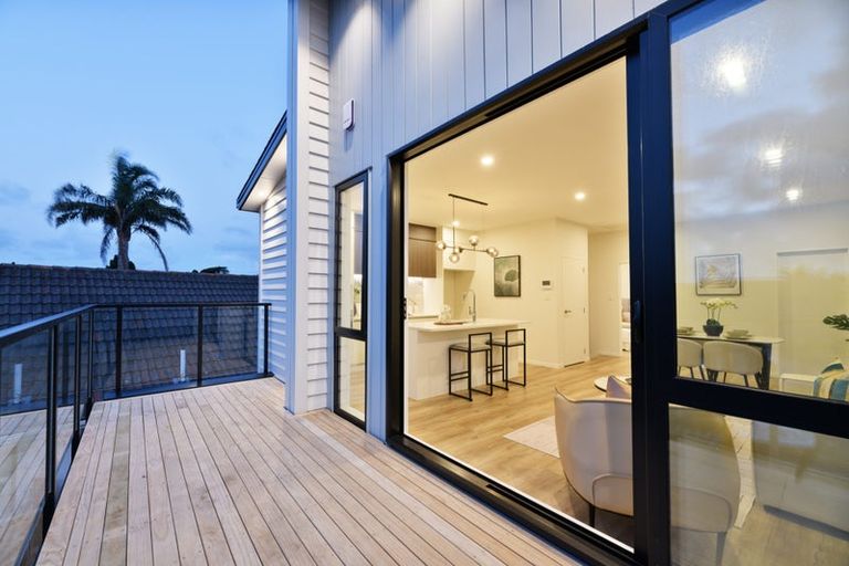 Photo of property in 95c Swanson Road, Henderson, Auckland, 0610