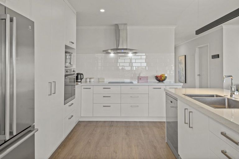 Photo of property in 6 Pataki Place, Omokoroa, 3114