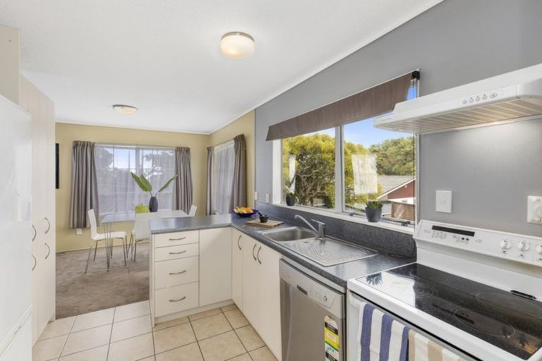 Photo of property in 10 Becks Close, Kelson, Lower Hutt, 5010