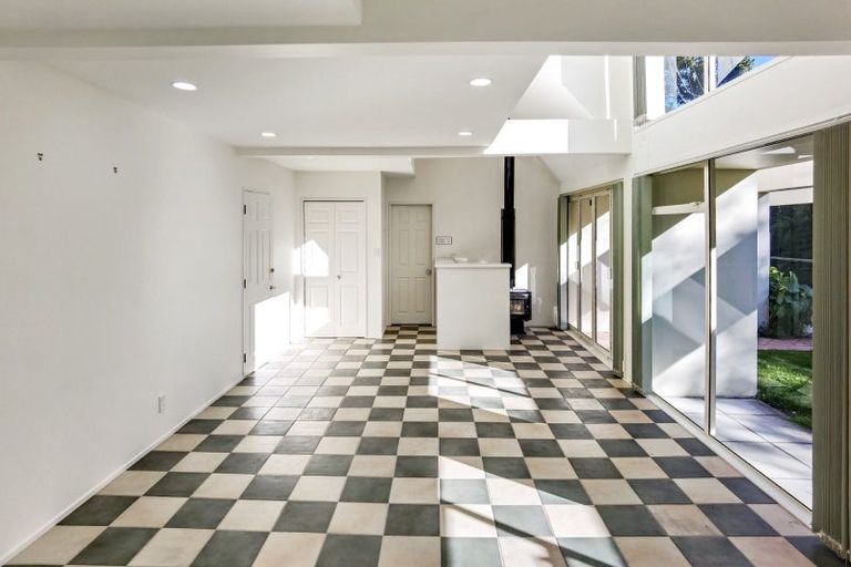 Photo of property in 99 Onetaunga Road, Chatswood, Auckland, 0626