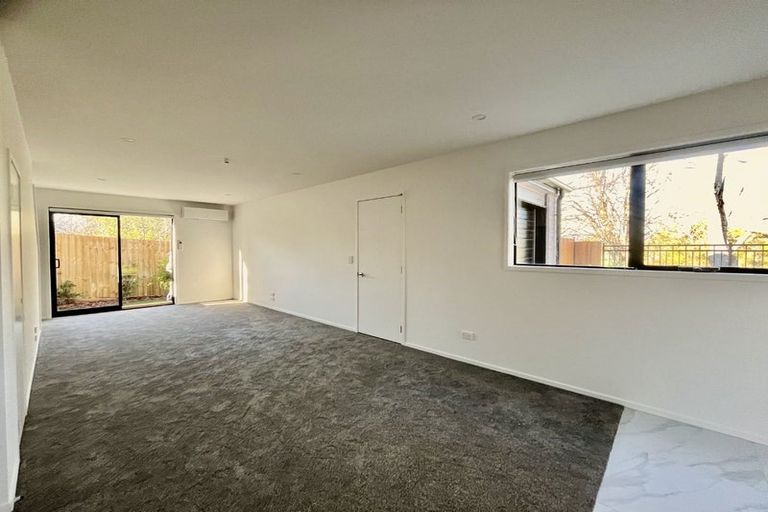 Photo of property in 4/7 Matata Place, Dallington, Christchurch, 8061