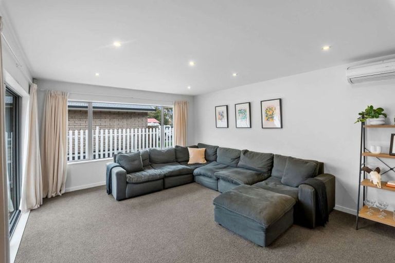 Photo of property in 14 Hudson Street, Bryndwr, Christchurch, 8053