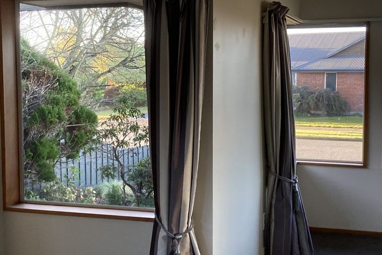 Photo of property in 19 Orlando Crescent, Waimairi Beach, Christchurch, 8083