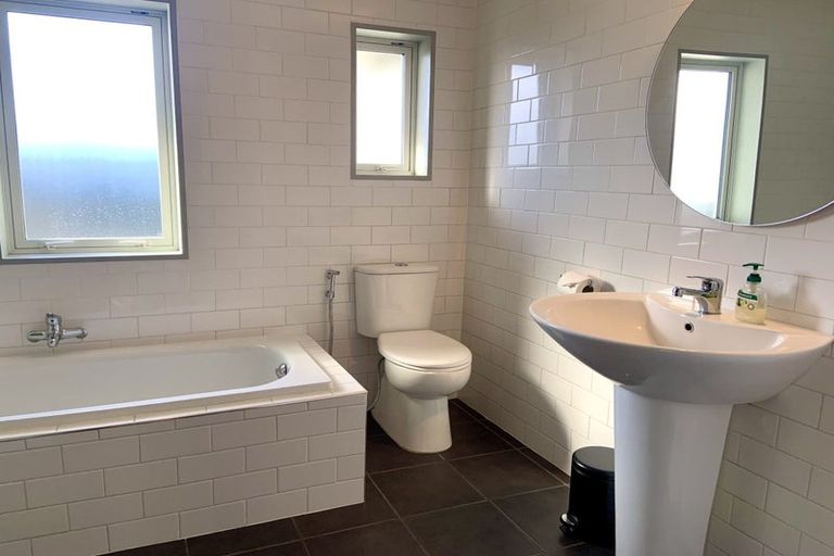 Photo of property in 15 Centaurus Road, Cashmere, Christchurch, 8022