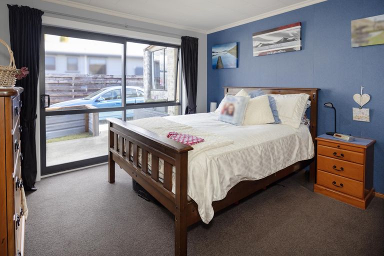 Photo of property in 11 Charles Street, Weston, Oamaru, 9401