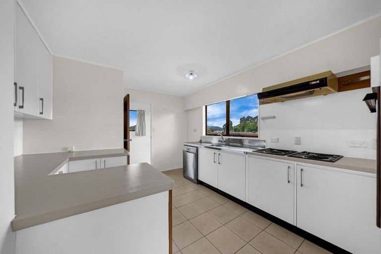 Photo of property in 5 Kavanagh Place, Opaheke, Papakura, 2113