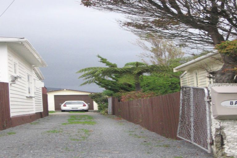 Photo of property in 8 Elizabeth Street, Moera, Lower Hutt, 5010