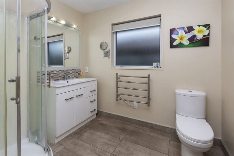 Photo of property in 12 Matthews Street, Kaiapoi, 7630