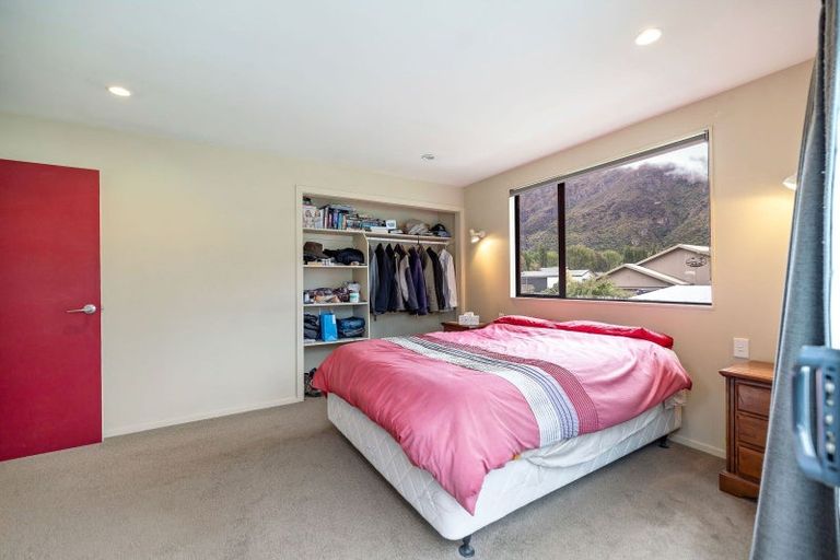 Photo of property in 27 Oxford Street, Kingston, Athol, 9793