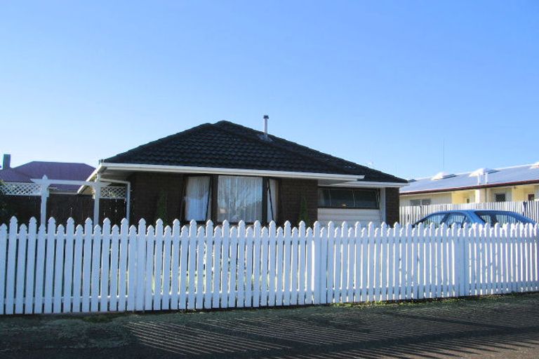 Photo of property in 11 Albert Street, Palmerston North, 4414