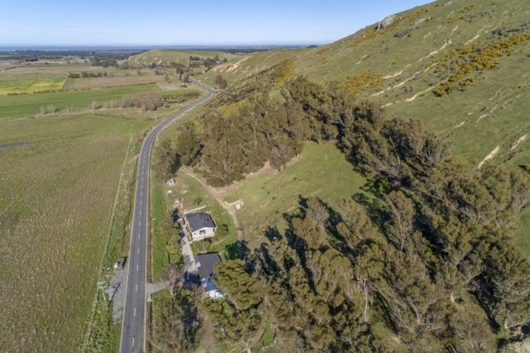 Photo of property in 121 Gebbies Pass Road, Gebbies Valley, Christchurch, 7672