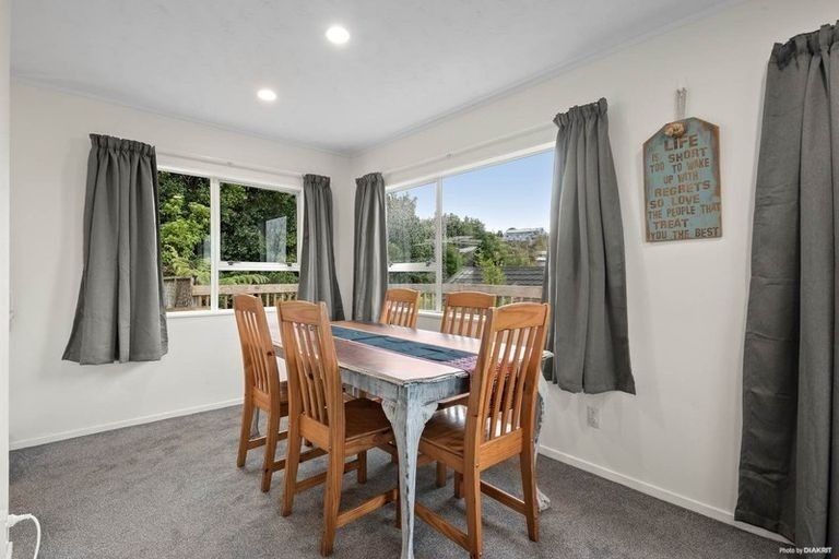Photo of property in 17 Stredwick Drive, Torbay, Auckland, 0630