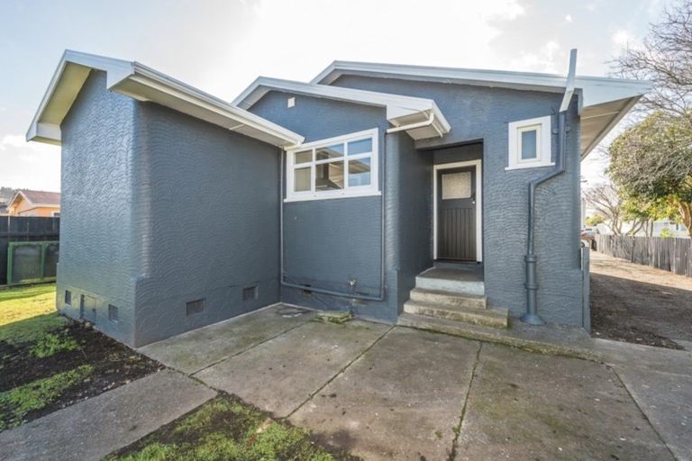 Photo of property in 19 Field Street, Aramoho, Whanganui, 4500