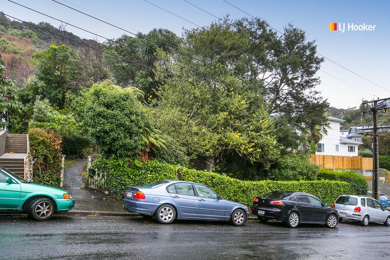 Photo of property in 90 Queen Street, North Dunedin, Dunedin, 9016