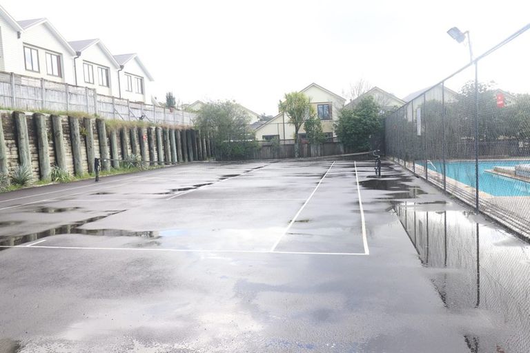 Photo of property in 11/3 The Avenue, Albany, Auckland, 0632