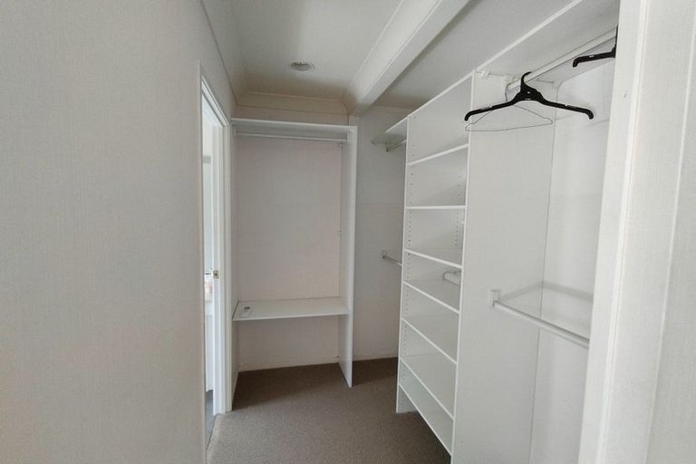 Photo of property in 20 Carriage Close, Northpark, Auckland, 2013