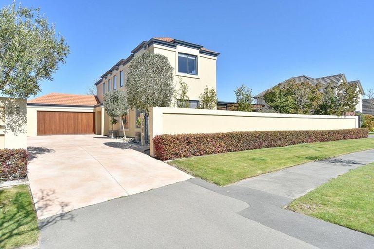 Photo of property in 25 Glencullen Drive, Casebrook, Christchurch, 8051