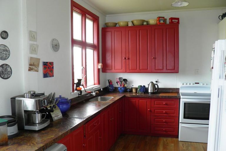 Photo of property in 11 Wharfe Street, South Hill, Oamaru, 9400