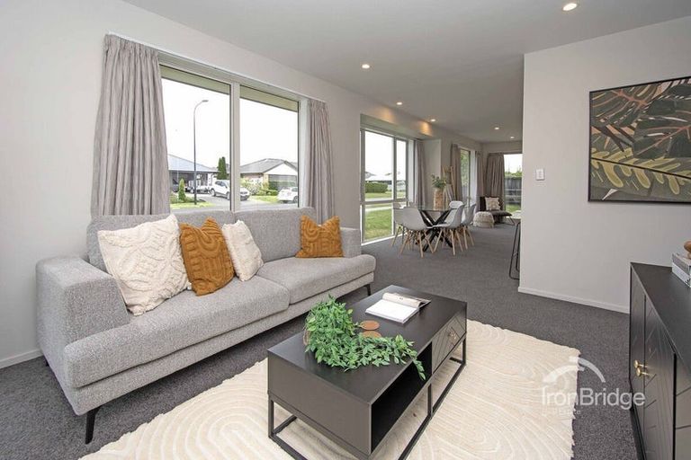 Photo of property in 31 Faringdon Boulevard, Rolleston, 7615