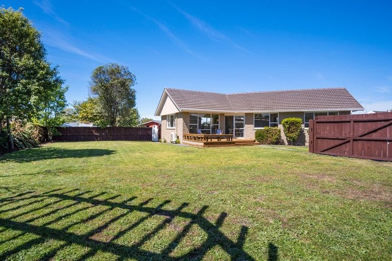 Photo of property in 447b Mairehau Road, Parklands, Christchurch, 8083