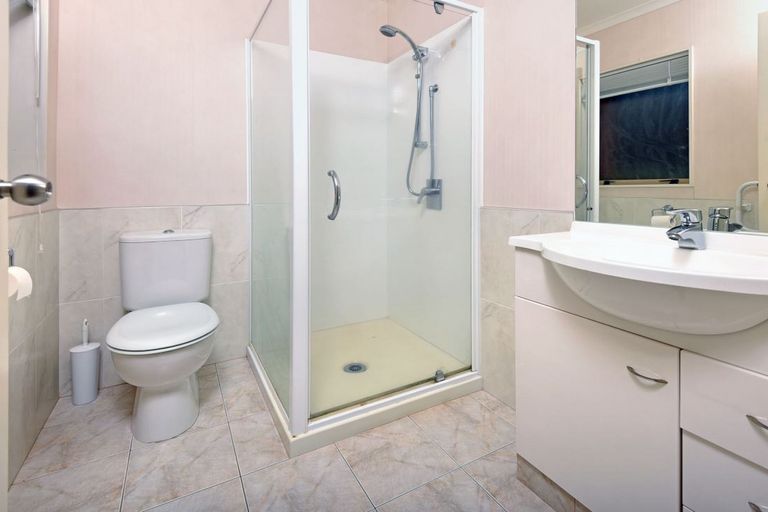 Photo of property in 26 Foxlaw Street, Randwick Park, Auckland, 2105