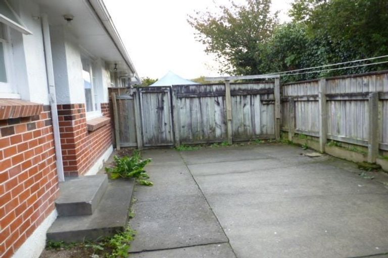 Photo of property in 2/62 Gibbons Street, Ebdentown, Upper Hutt, 5018