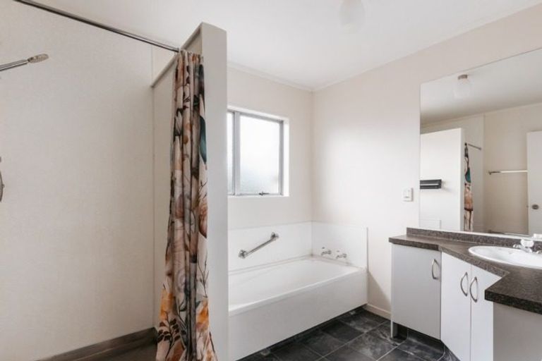 Photo of property in 9a Marshall Avenue, Greerton, Tauranga, 3112