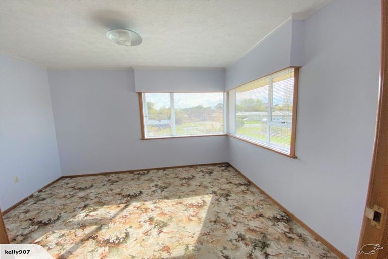 Photo of property in 60 Mclean Avenue, Papatoetoe, Auckland, 2025