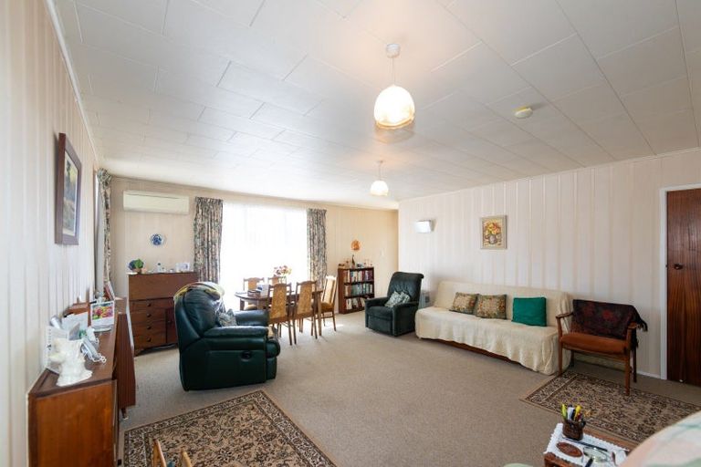 Photo of property in 3/52 Napier Road, Havelock North, 4130