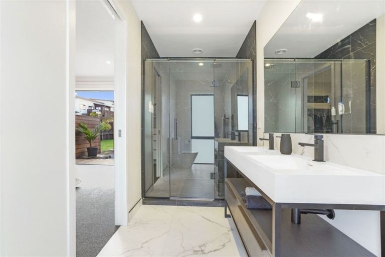 Photo of property in 4 Riverpoint Glade, Flagstaff, Hamilton, 3210