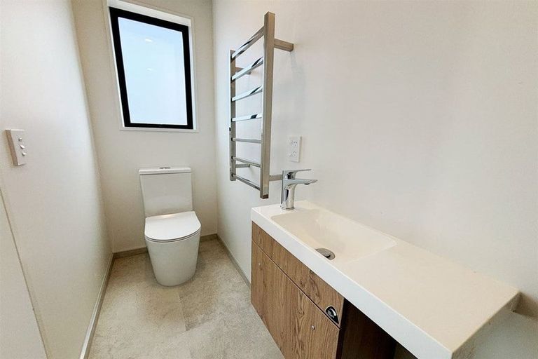 Photo of property in 3/24 Devonport Lane, St Albans, Christchurch, 8014