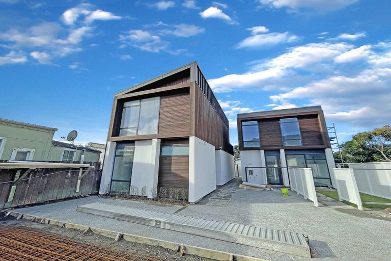 Photo of property in 4/149 Onepu Road, Lyall Bay, Wellington, 6022