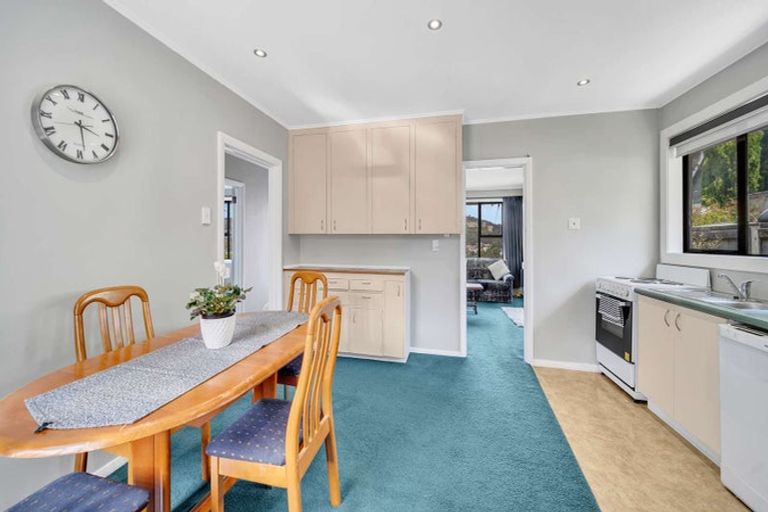 Photo of property in 54 Waldron Crescent, Green Island, Dunedin, 9018