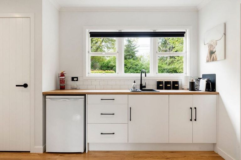 Photo of property in 18 Thornton Road, Cambridge, 3434