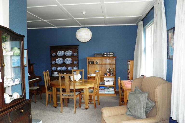Photo of property in 11 Wharfe Street, South Hill, Oamaru, 9400