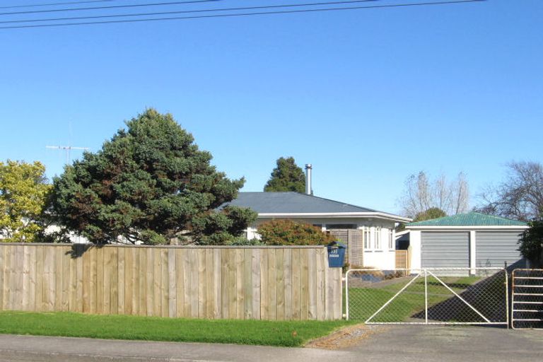 Photo of property in 33 Kirk Street, Otaki, 5512