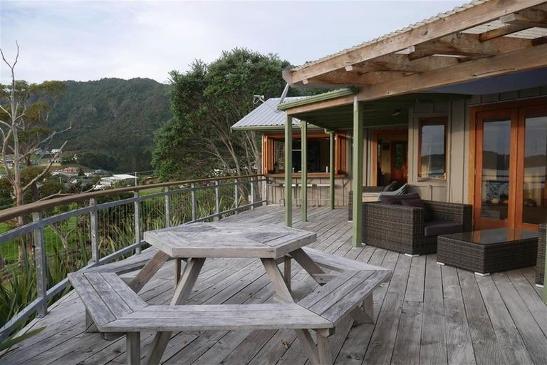 Photo of property in 6 Reotahi Road, Whangarei Heads, Whangarei, 0174