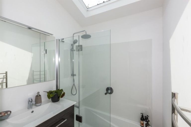 Photo of property in 14 Arawhata Road, Paraparaumu, 5032