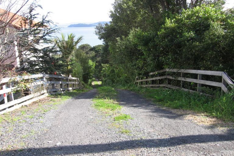 Photo of property in 52 Reotahi Road, Whangarei Heads, Whangarei, 0174