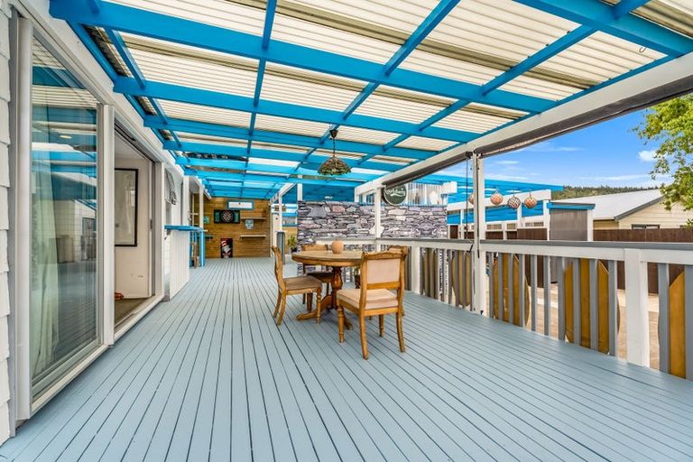 Photo of property in 118 Aberdeen Place, Whangamata, 3620