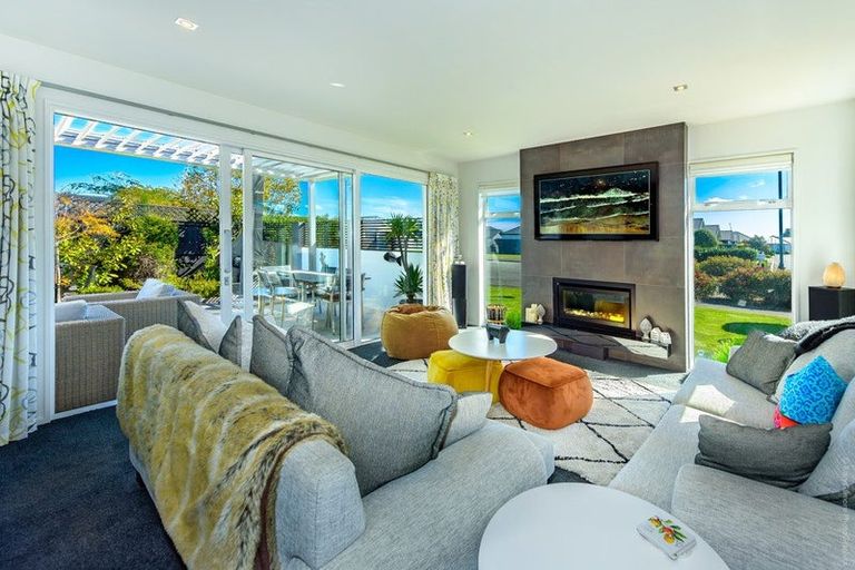 Photo of property in 19 Old Red Barn Road, Halswell, Christchurch, 8025