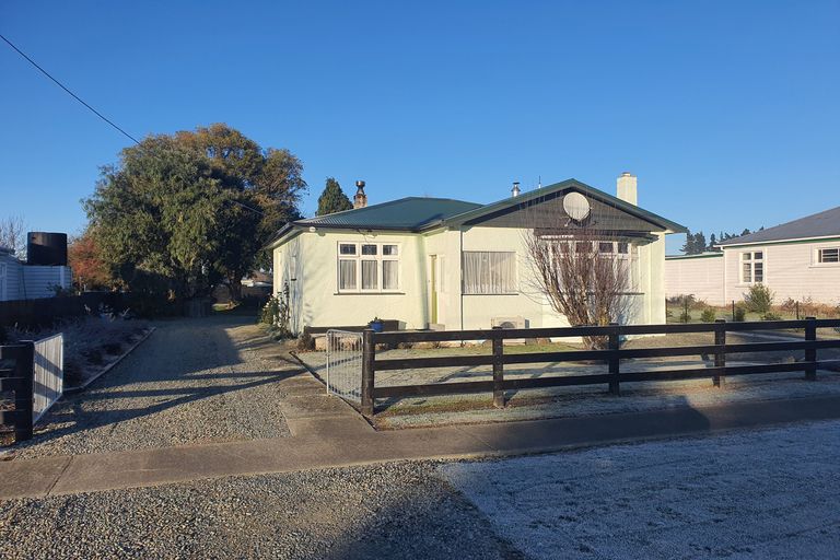 Photo of property in 8 Folia Street, Lumsden, 9730