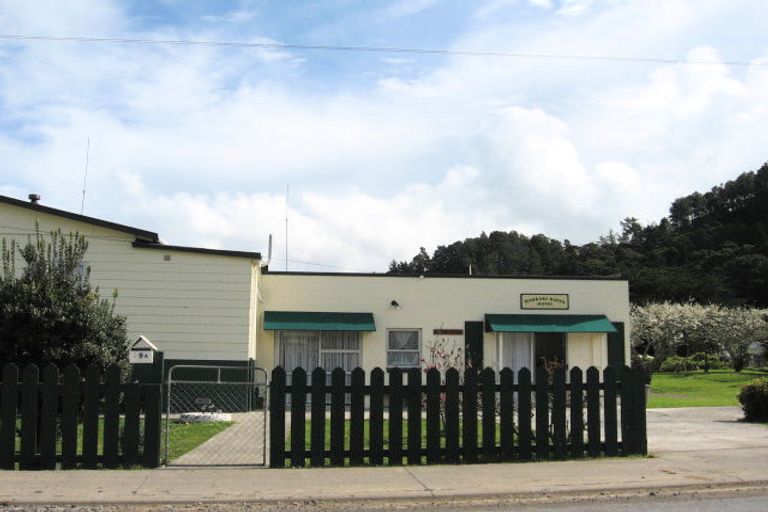 Photo of property in 29 Hauraki Road, Coromandel, 3506