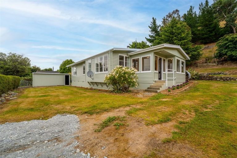Photo of property in 10 Settlement Road, Kurow, 9435