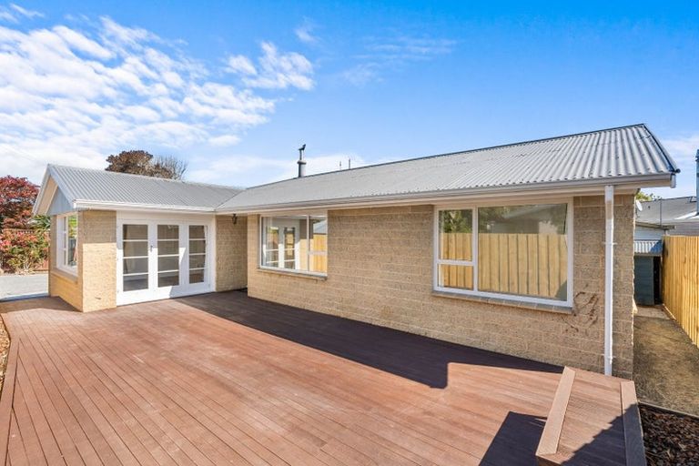 Photo of property in 15 Ebony Street, Bishopdale, Christchurch, 8053